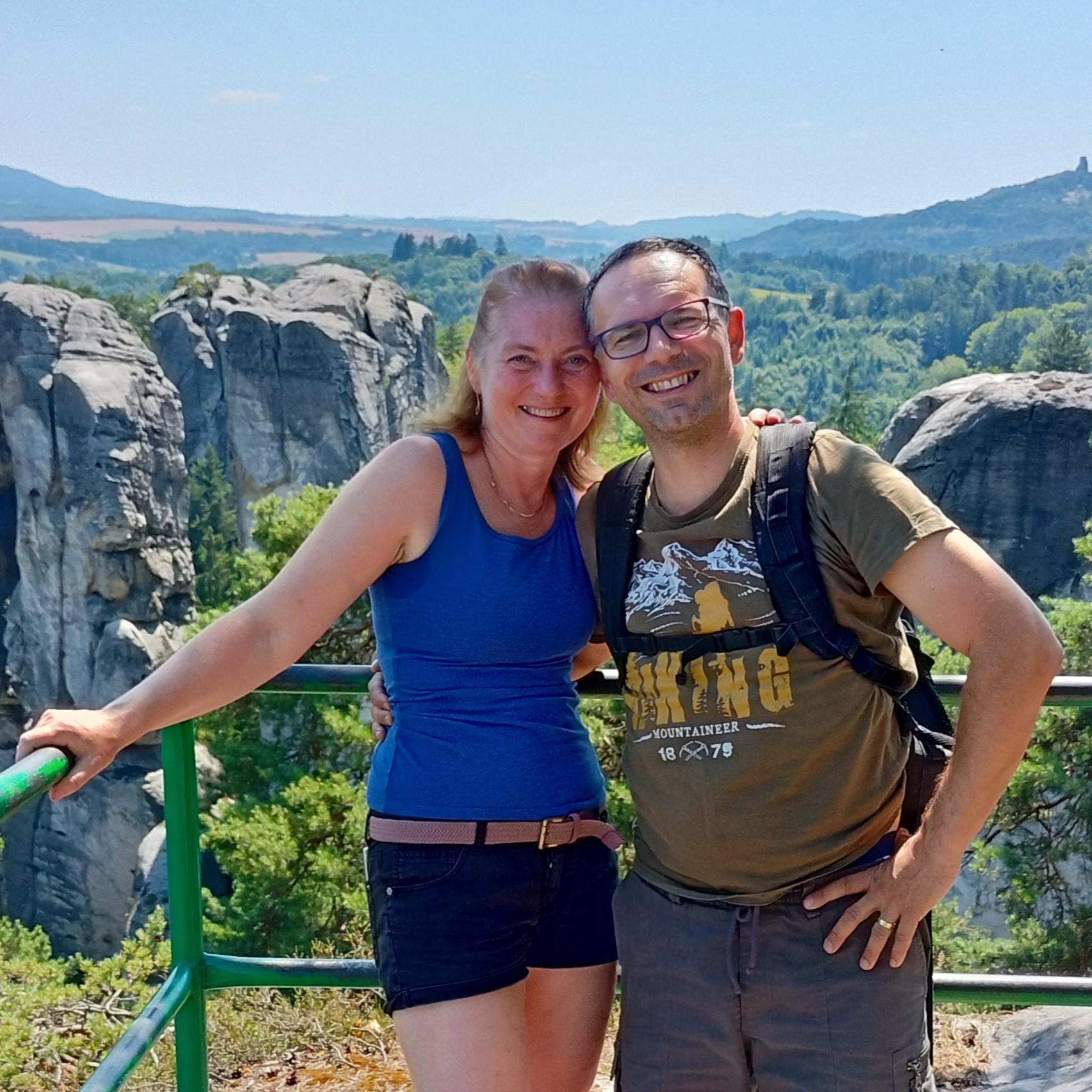 Fotka hosta Anna a Karel Maříkovi k přednášce Proč manželství?.